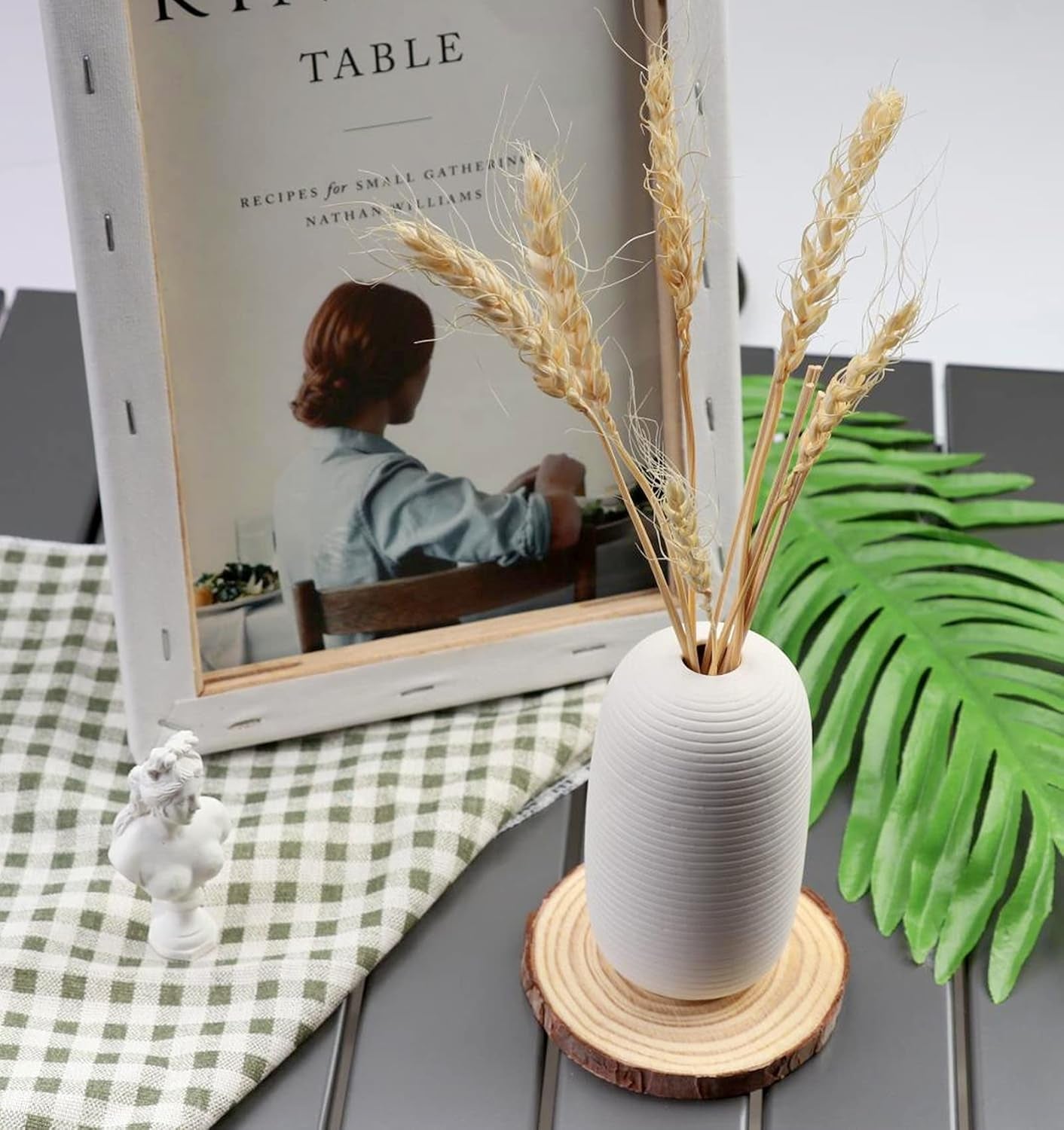 Reed Diffuser, Reed Diffuser Set, Oil Diffuser & Reed Diffuser Sticks, Red Pomegranate Scented Home Fragrance Refill Diffuser, Preserved Real Flower Sandalwood Diffuser with Incense Sticks