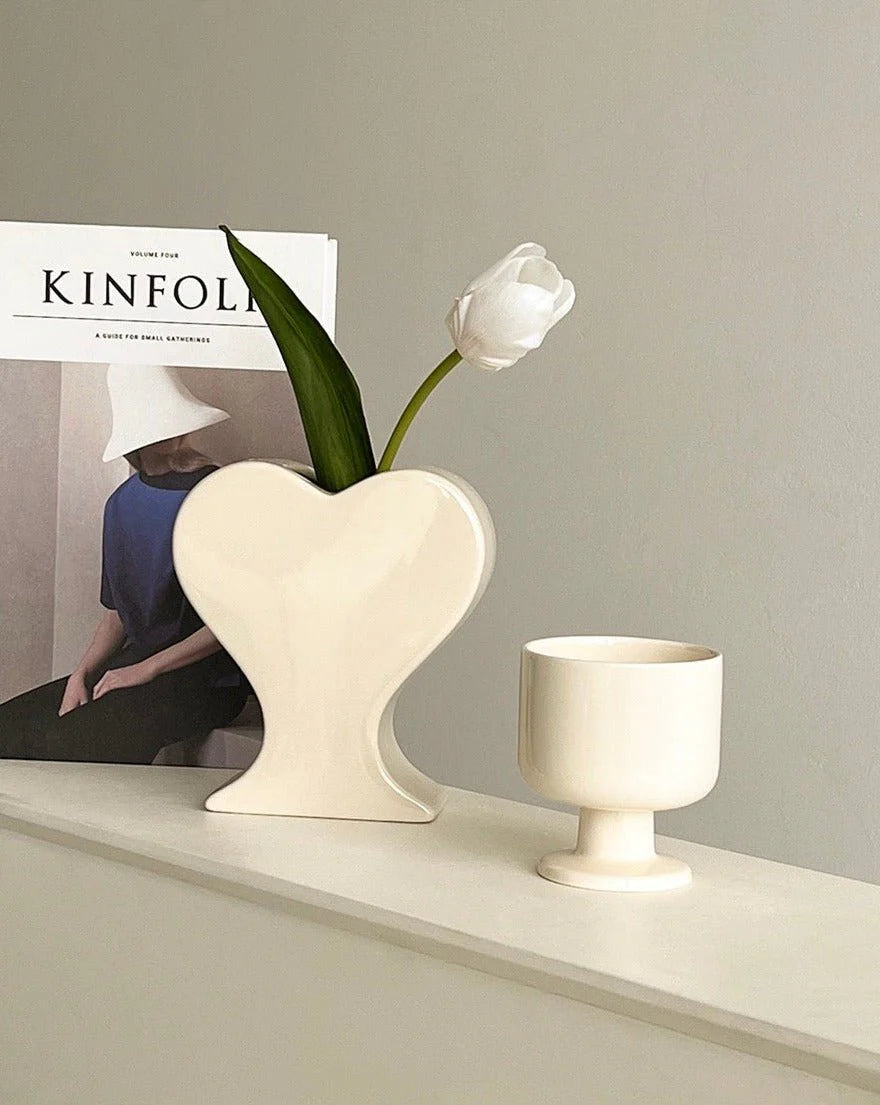 Handmade Ceramic Whimsical Eclectic Retro Heart-Shaped Flower Vase - Decorative Pottery Vase