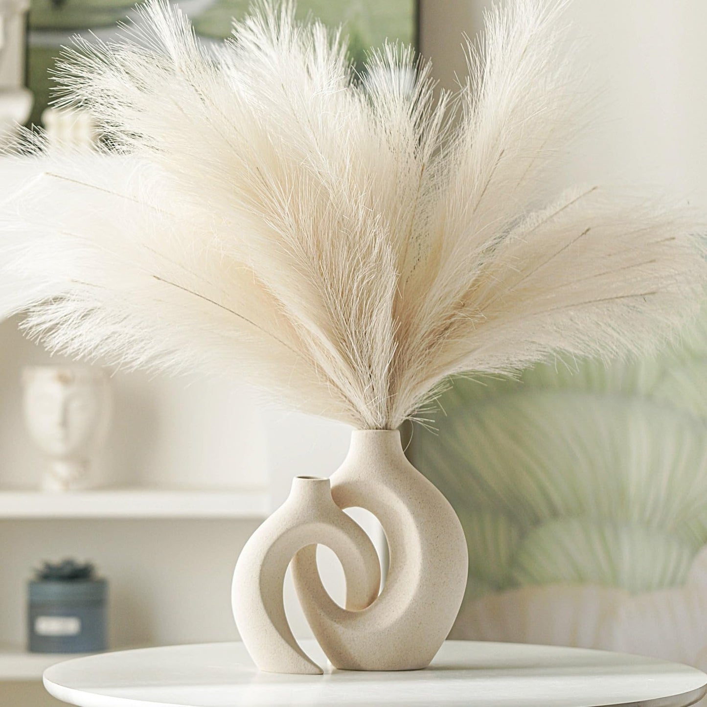 Snuggle Hollow Ceramic Vase