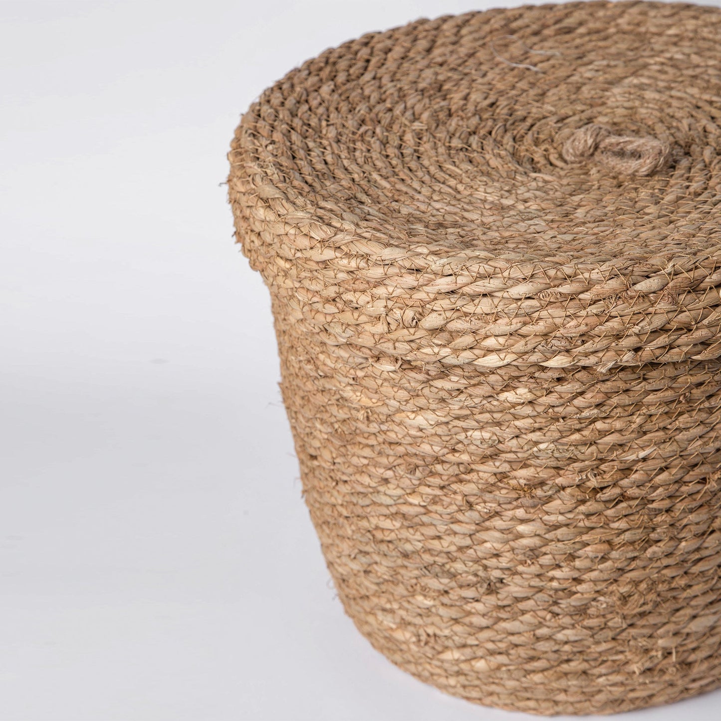Seagrass Basket with lid