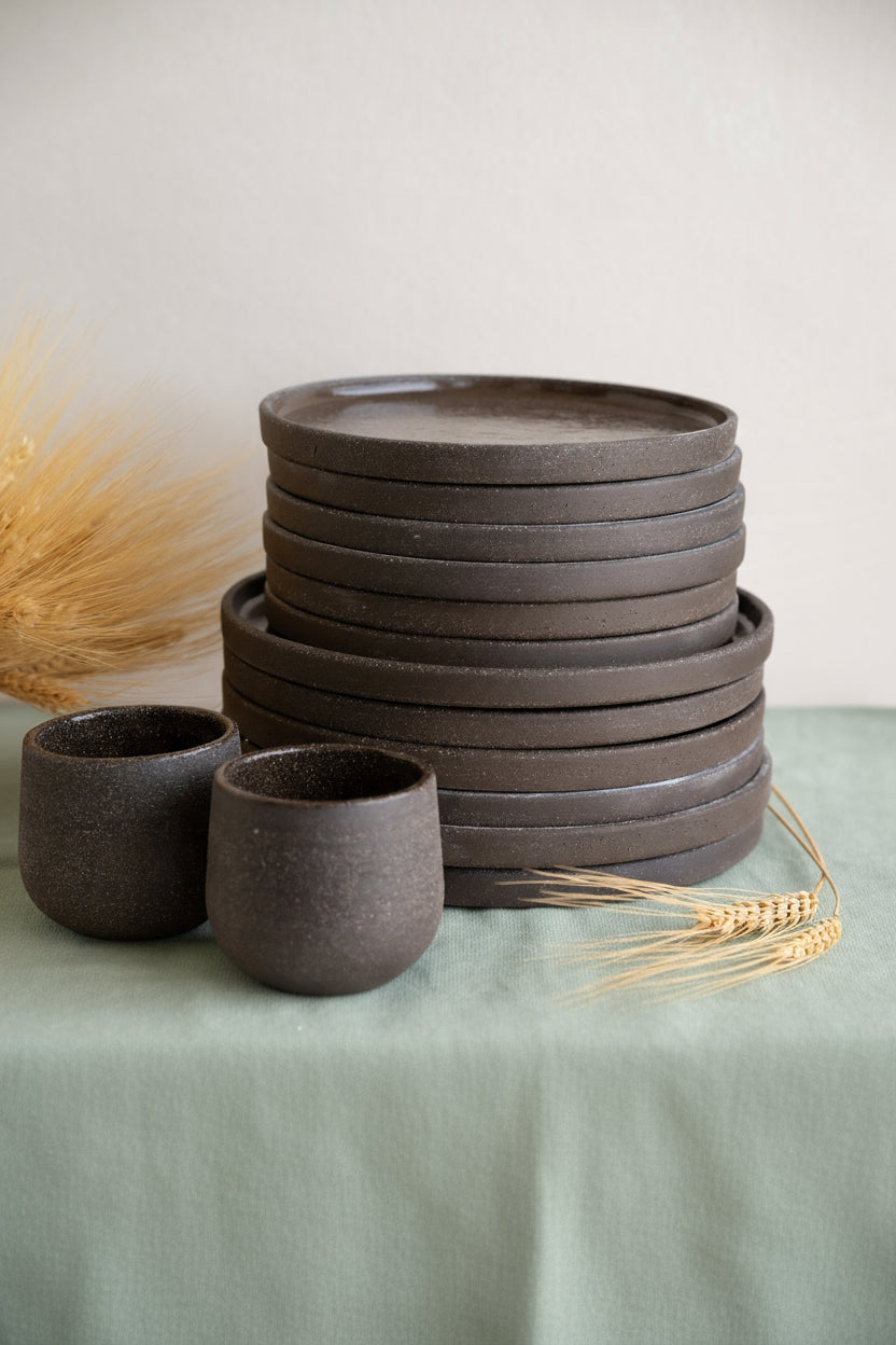 Handmade Stoneware Dinner Plates "Pumpernickel"