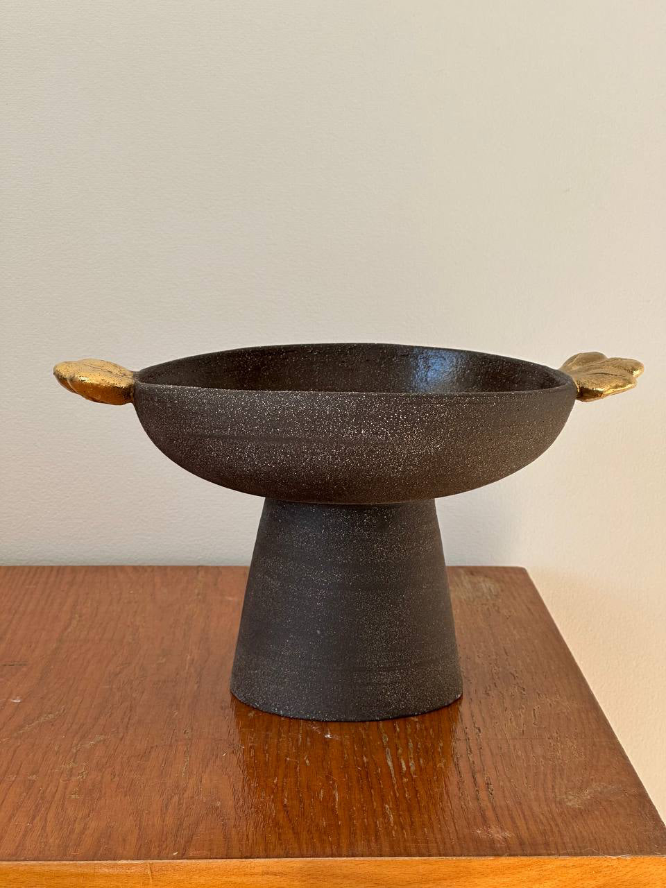 Stoneware Fruit Bowl "Pumpernickel" with Gold Leaves